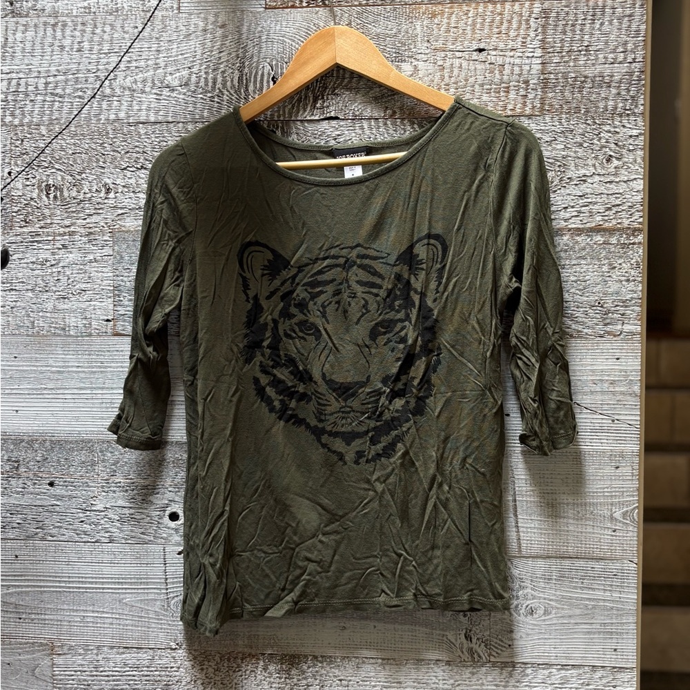 3/$30 | Joe Boxer | 3/4 Sleeve Scoop Neck Tee w/ Tiger - M, Olive Green